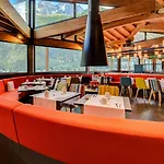 Alpina Eclectic 4* Chamonix
