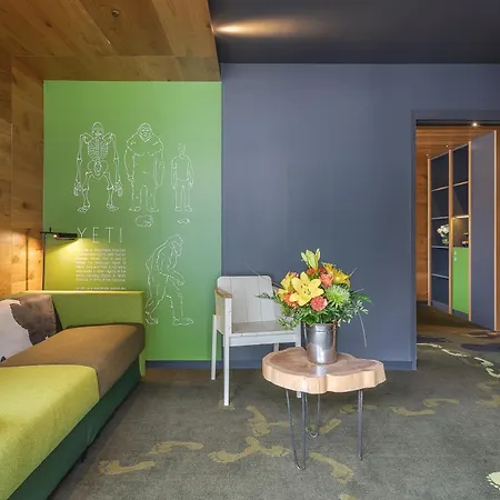 Alpina Eclectic Hotel Chamonix