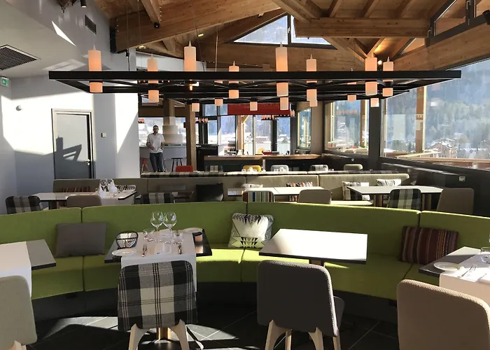 阿尔皮纳埃克莱克蒂克酒店 4* 霞慕尼