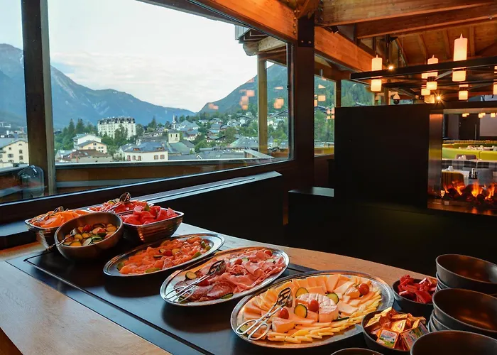 阿尔皮纳埃克莱克蒂克酒店 4* 霞慕尼