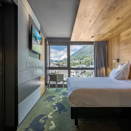 Alpina Eclectic Hotel 4*