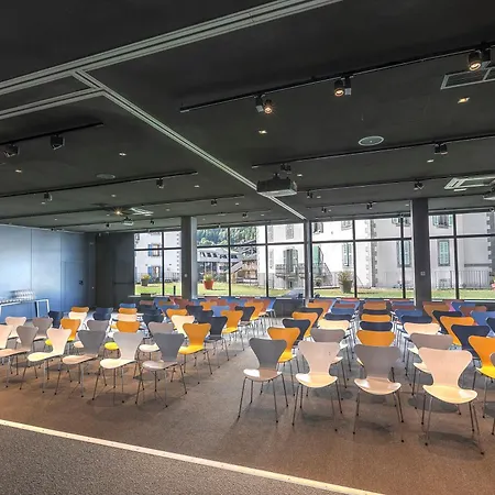 Ξενοδοχείο Alpina Eclectic 4*