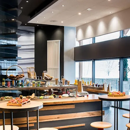 ホテル アルピナ エクレクティック シャモニー