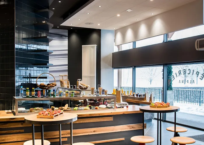 ホテル アルピナ エクレクティック シャモニー